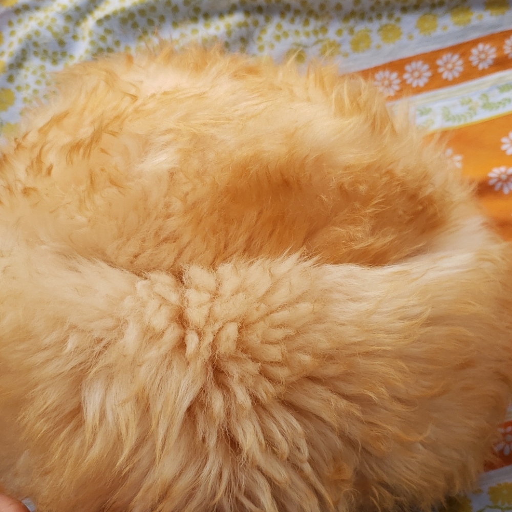 Vintage Lamb Fur Hat - Picture 2 of 6